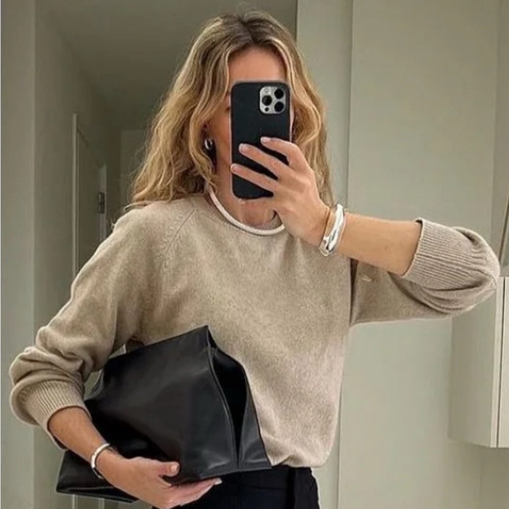 Tricot Paris Cashmere Crewneck Sweater